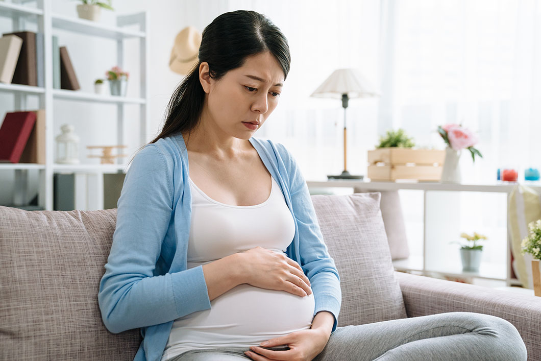 子宮脱と妊娠の関係。産前産後の子宮脱は胎児に影響ありますか？