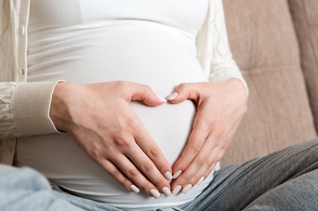 妊娠と出産は子宮脱、骨盤臓器脱になるリスクあり!?その理由と予防について解説